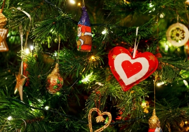 Kartki świąteczne z życzeniami dla samotnych osób. Przyłącz się do akcji, nagrody czekają