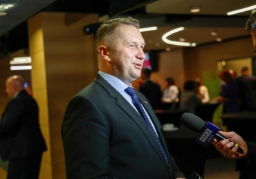 Minister edukacji: Ten rok upłynie nam na nauczaniu zdalnym. Trwają prace nad zmianami w egzaminach