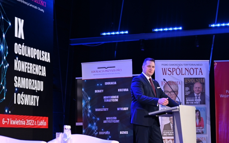 Pensum nauczycieli zostanie podniesione? Czarnek: To jest absolutnie konieczne 