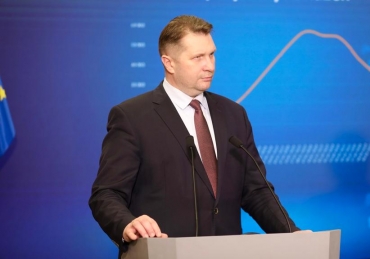 Czarnek broni małopolskiej kurator oświaty: Dla mnie to akurat nie jest problem