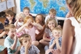 Coraz mniej dzieci, coraz więcej szkół