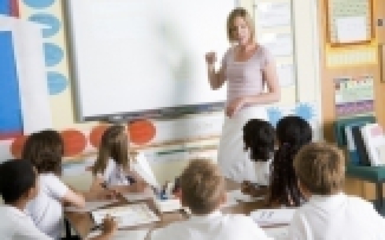 Lubią swoją pracę, nie dbają o uczniów