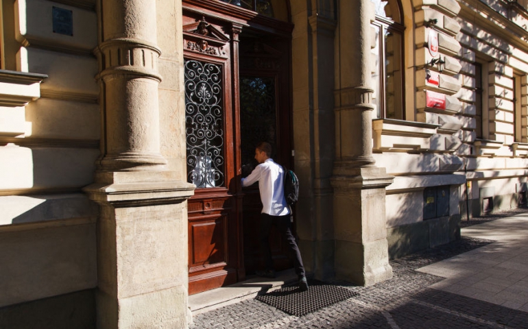 2569 uczniów nie dostało się do żadnej krakowskiej szkoły. Co dalej?