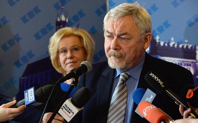 Miasto do skutku szukało mieszkania dla małopolskiej kurator oświaty. Radna pyta, jakim prawem