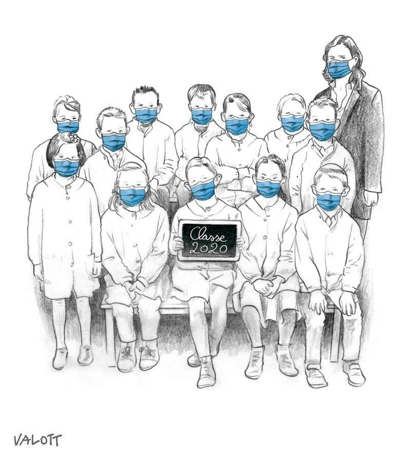 Z przymrużeniem oka. Szkolna moda w czasie pandemii 