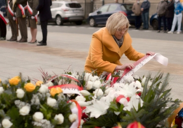 Barbara Nowak o mordzie nad Smoleńskiem. Jest pani odpowiedzialna za edukację - piszą internauci