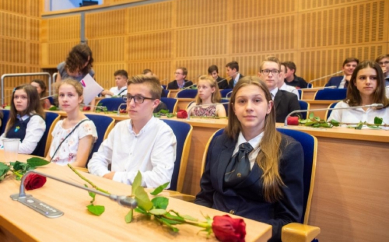 Małopolscy uczniowie dostali po kilka tysięcy złotych