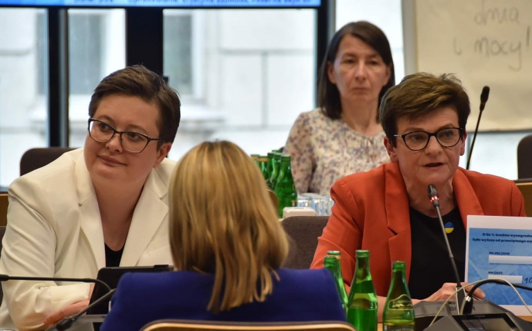 Prestiż nauczyciela to nie tylko wynagrodzenie, bo uczniowie nie patrzą wyłącznie na pieniądze 