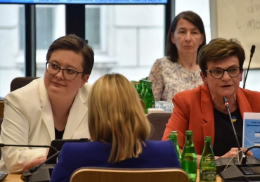 Prestiż nauczyciela to nie tylko wynagrodzenie, bo uczniowie nie patrzą wyłącznie na pieniądze 