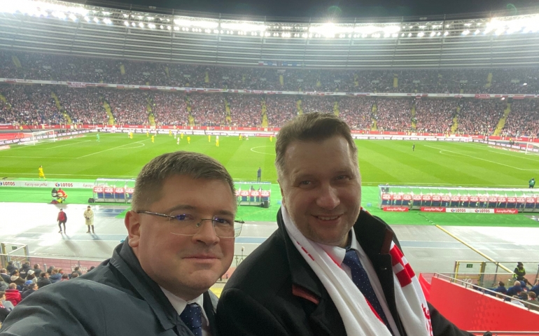 Mówił, że nauczyciele pracują za mało, a zarabiają za dużo. Ile dostał za pracę w ministerstwie?
