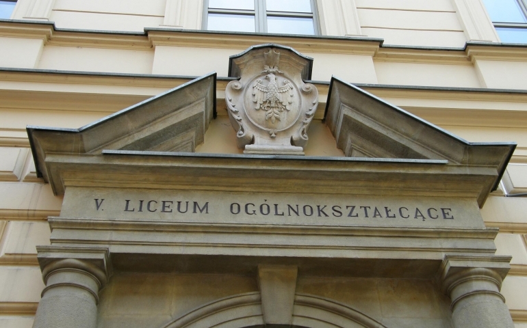 Nauczyciel z renomowanego krakowskiego liceum potrzebuje pomocy