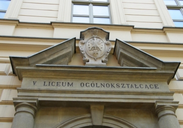 Którzy nauczyciele V LO wspierają uczniów LGBT? To wewnętrzna sprawa szkoły